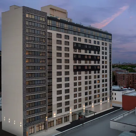 Springhill Suites By Marriott New York Queens-2