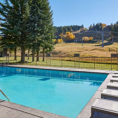 The Inn At Aspen-3