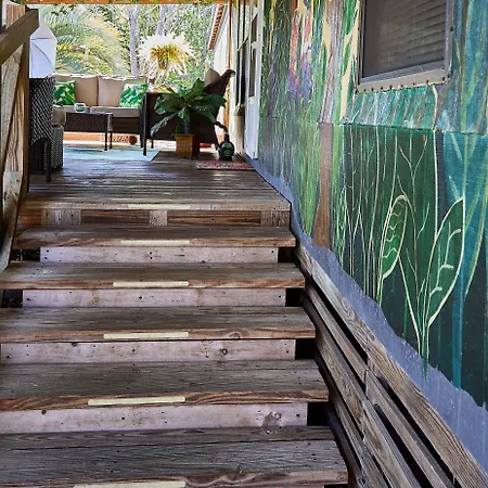 Pleasant Days Lodging Tropical Master Suite-2