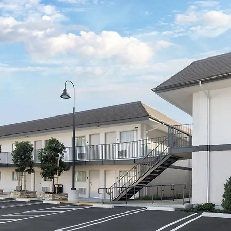 Orange Grove Inn-2
