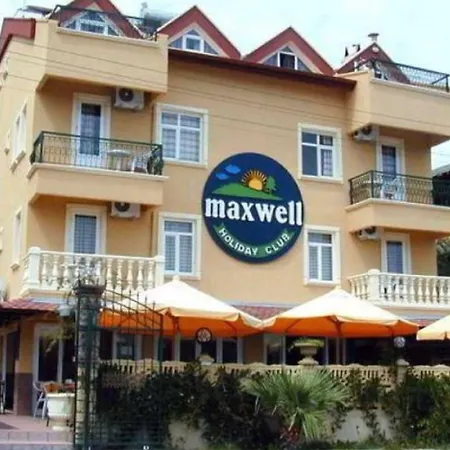 Maxwell Holiday Club-3