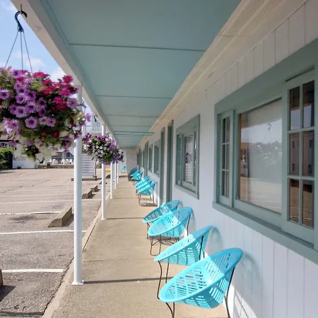 Dolphyn Motel-2