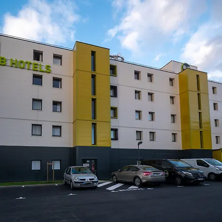 B&B HOTEL Rennes Parc Expo Aéroport-3