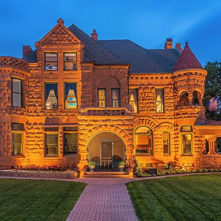 Orman Mansion - Pueblo'S Most Luxurious Stay!-3