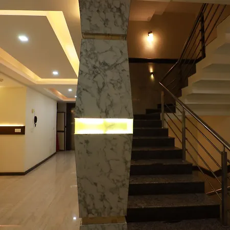 Silver Suite-3