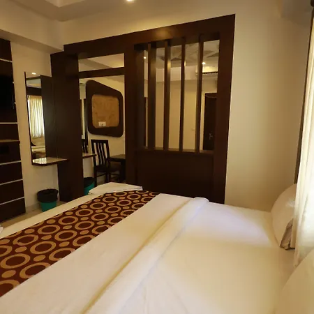 Silver Suite-2