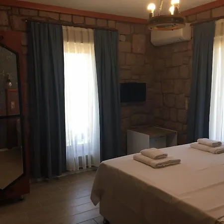 Le Petit Hotel ve Bağ Evi-3