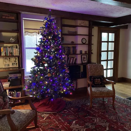 Sawyer'S Creek Bed And Breakfast-3
