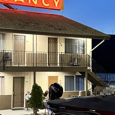 Biggs Nu-Vu Motel-3