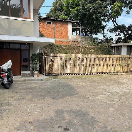 Hotel Gegerkalong Asri-2