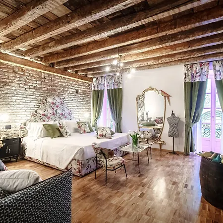 Vitrum - Como Luxury Suites-3