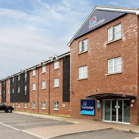 Travelodge Stansted Great Dunmow-3