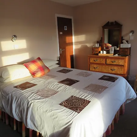 Carnside Guest House-2