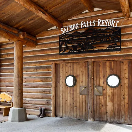 Salmon Falls Resort-3