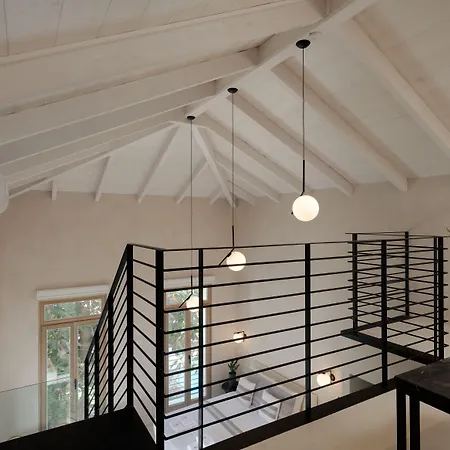 Sutor Chic Manor-2