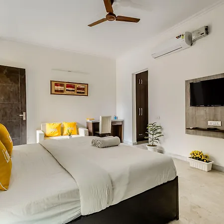 Lime Tree Hotel - Golf Course Road, Sector-43, Gurugram-2
