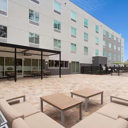 Wyndham Garden Orlando Airport - Free Airport Shuttle - Park N' Fly Available-2