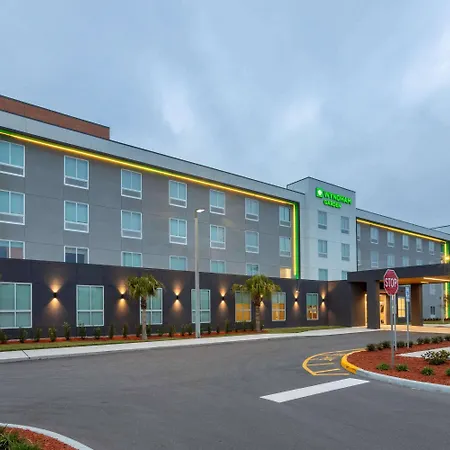Wyndham Garden Orlando Airport - Free Airport Shuttle - Park N' Fly Available-3