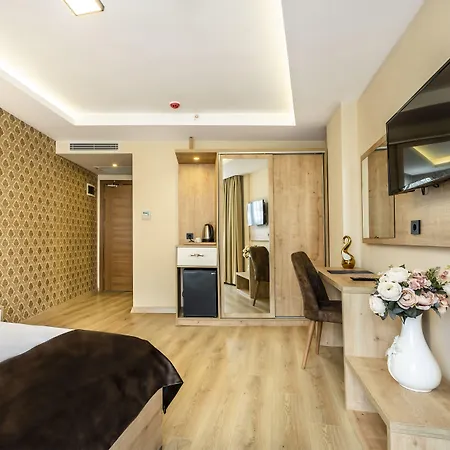 Emin Palace-2