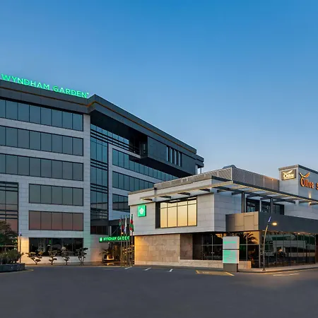 Wyndham Garden Baku-3