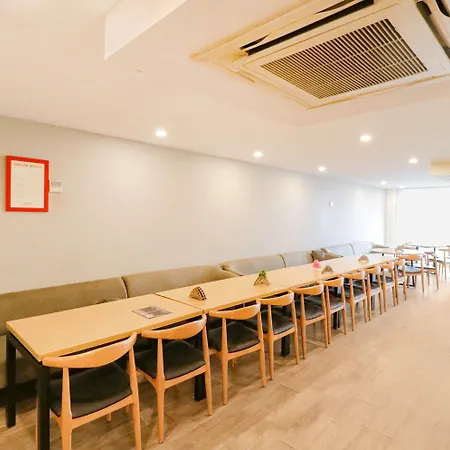 Fabhotel Pantao Stays-3