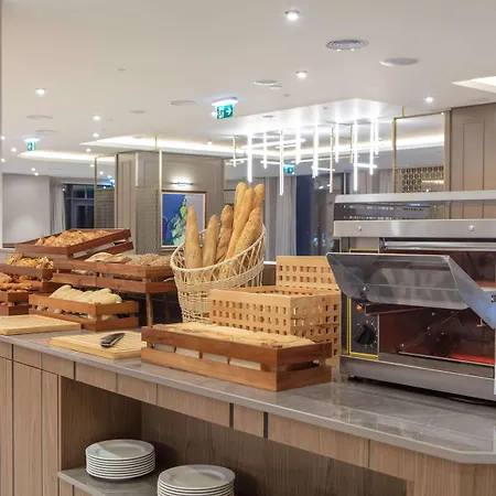 Doubletree By Hilton Plovdiv Center-3