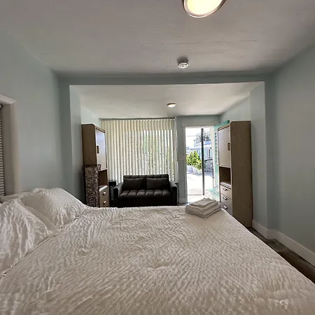 Hotel On Magnolia East-2