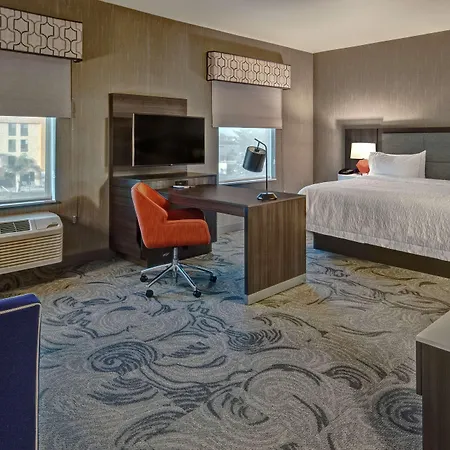 Hampton Inn Fresno Airport-2