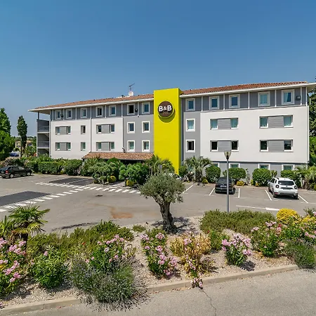 B&B HOTEL Salon de Provence-3