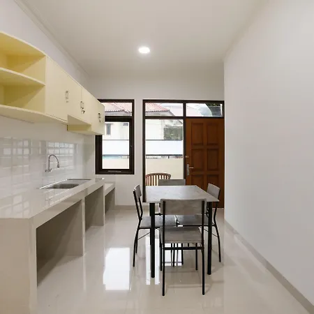 OYO 3209 Hegarbudhi Residence-3
