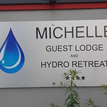 St Michelle Guest Lodge & Hydro Retreat-2