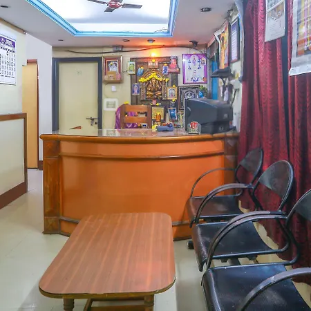 Spot On 49012 New Adyar Guest House-3