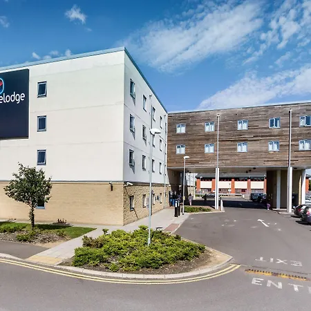 Travelodge Sunbury M3-2