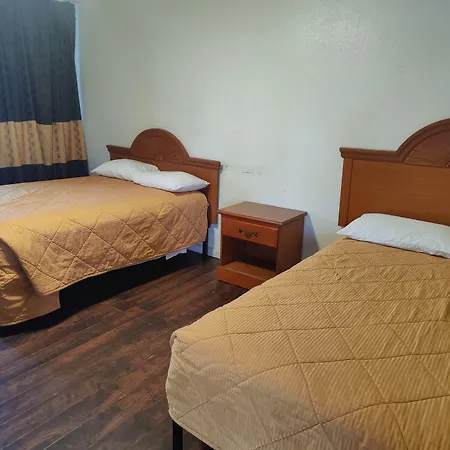 Best Inn & Suites-3