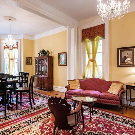 Dupont Mansion Bed & Breakfast-2
