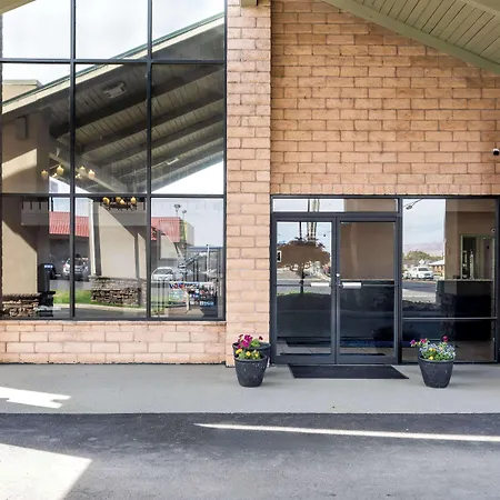 Americas Best Value Inn Yakima-2