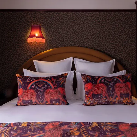 Hotel Ginette A La Folie & Spa-3