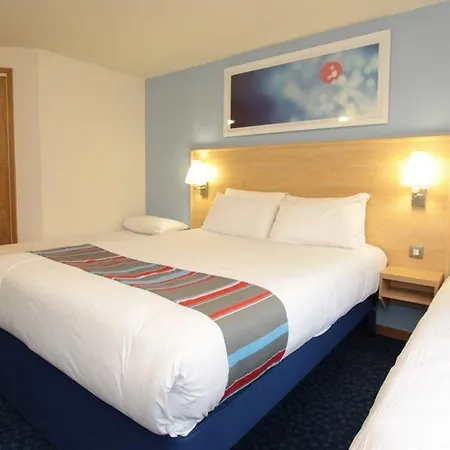 Travelodge Ayr-2