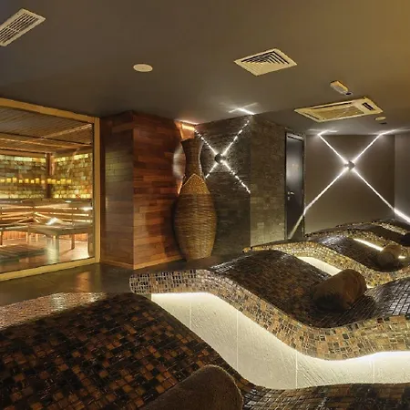 Hotel Emirates-3