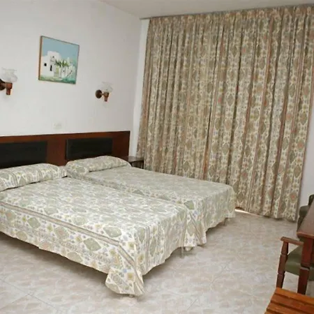 Hostal Cervantes-2