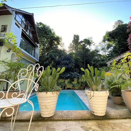 Casa Sao Conrado-2