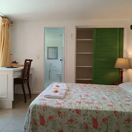 Casa Sao Conrado-3