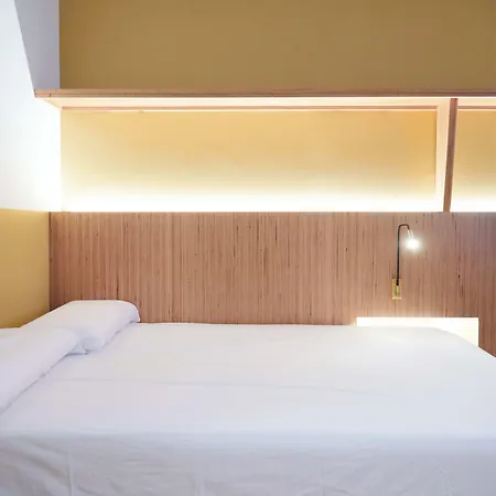Ola Living Hostal Tetuan-3