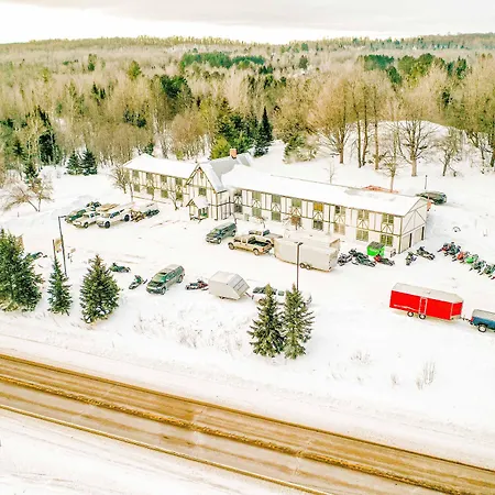 Snow Chasers Lodge-2