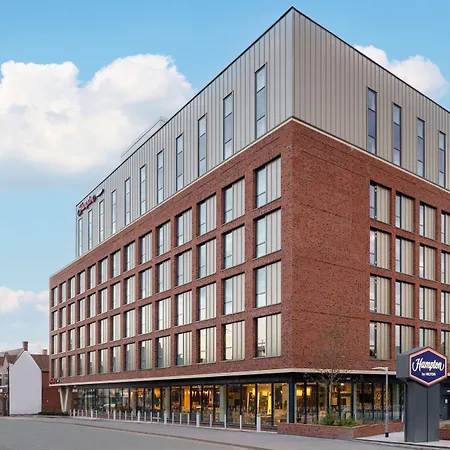 Hampton By Hilton Nuneaton-3