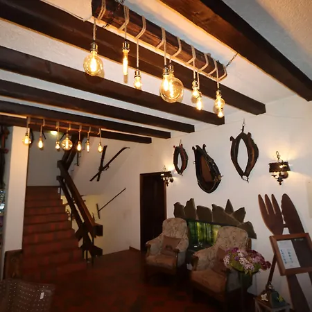 Hotel Kreuz Höhengasthof-3