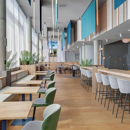 B&B Hotel Barcelona Viladecans-3