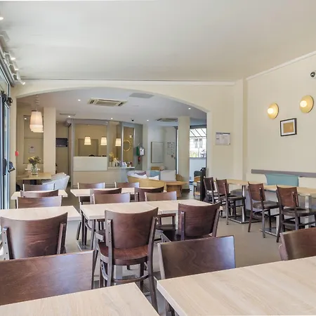 B&B Hotel Antibes Juan-Les-Pins-3