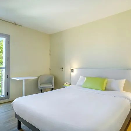 B&B Hotel Antibes Juan-Les-Pins-2