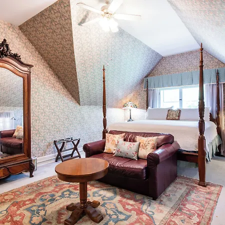 Central Park Bed & Breakfast-2